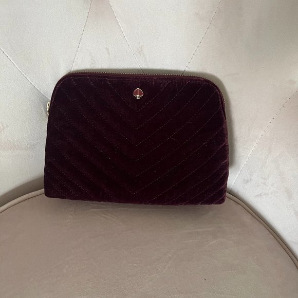 kate spade Amelia Velvet Medium Cosmetic Case bag purple cherrywood nwot - Picture 3 of 13